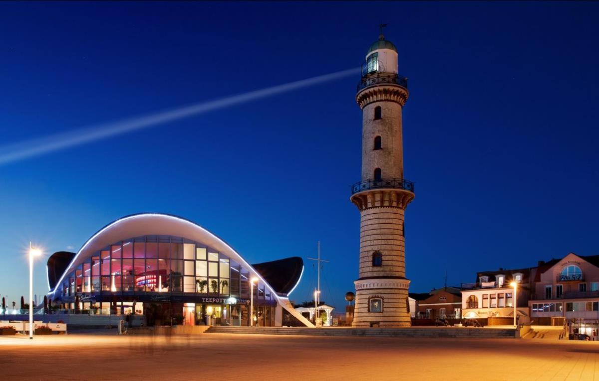 Apartamento Sonnendeck, Direkt Am Leuchtturm Rostock Exterior foto